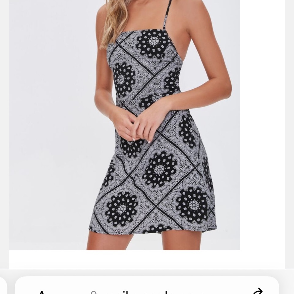 Tie back patterned mini dress
